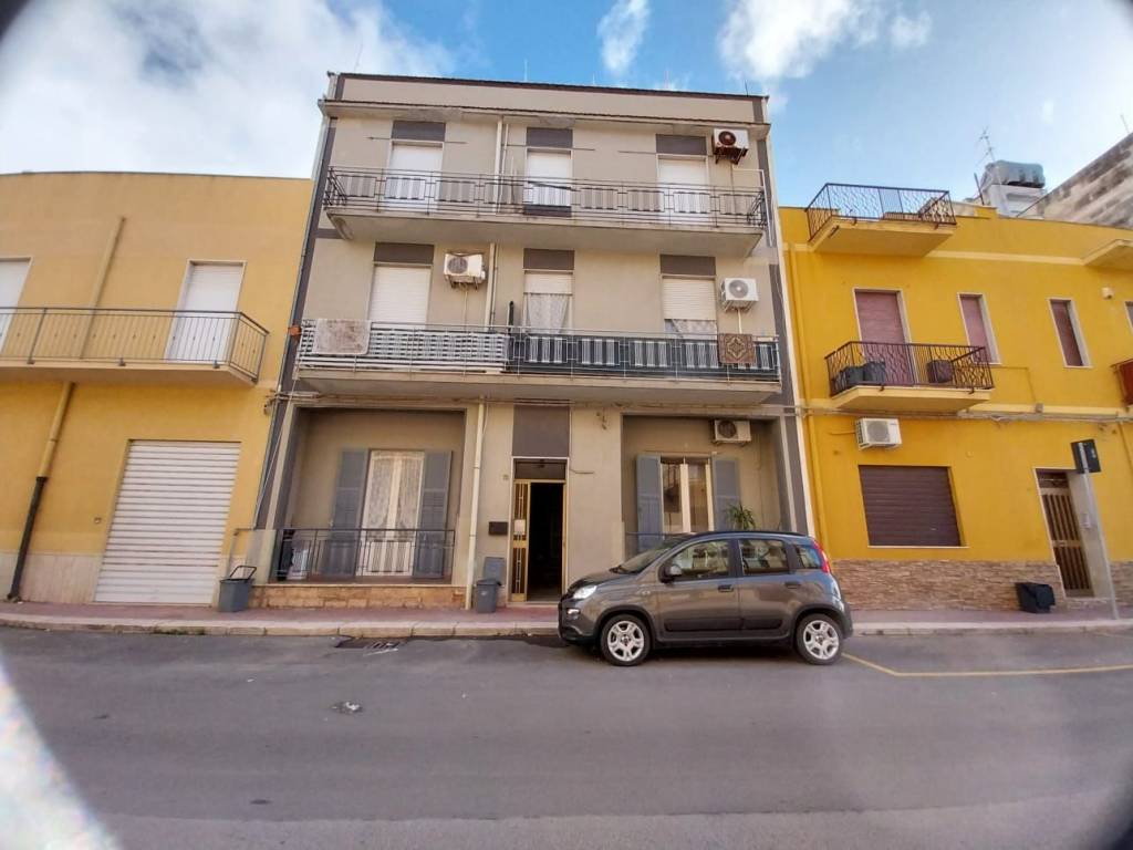 Appartamento a Trapani in Via Giovanni Virgilio - Foto 3