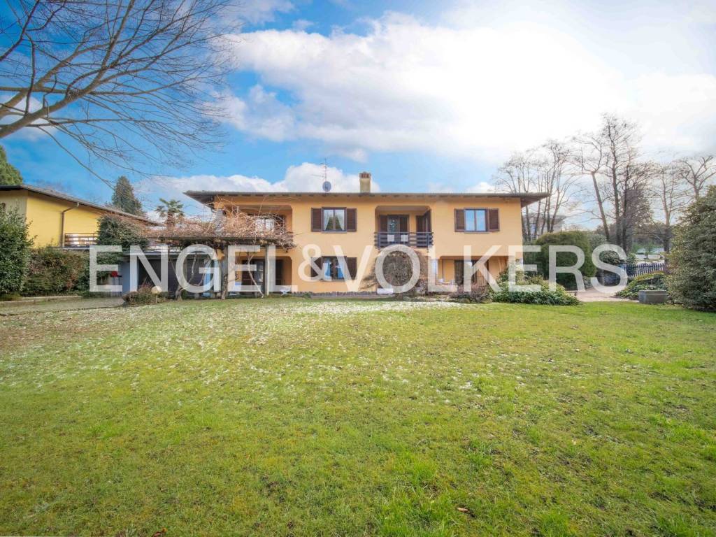 Villa a Azzate in Via Pietro Mascagni - Foto 3