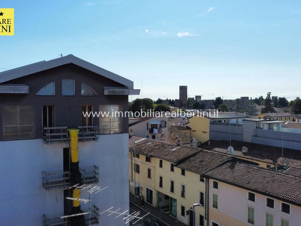 Appartamento a Villafranca di verona in Via della Pace - Foto 4