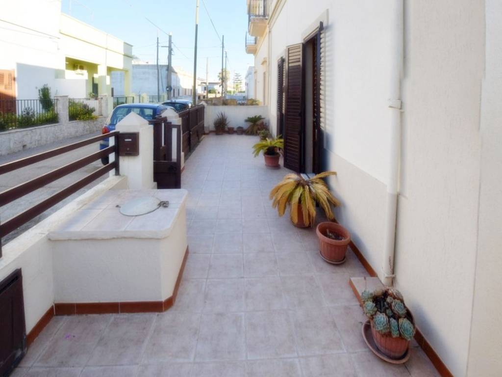 Casa indipendente a Gagliano del capo in Via Enrico Toti, 27 - Foto 5