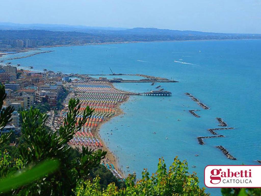 Palazzo / stabile a Gabicce mare - Foto 2
