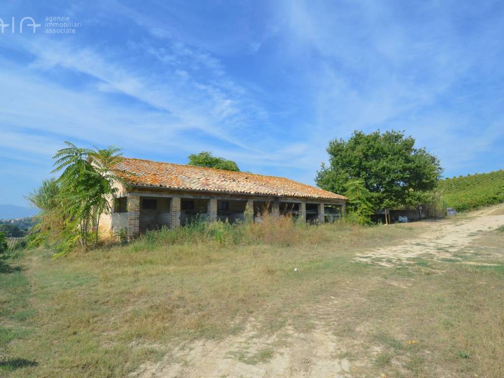 Rustico / casale a Spinetoli in Contrada Palazzi - Foto 4