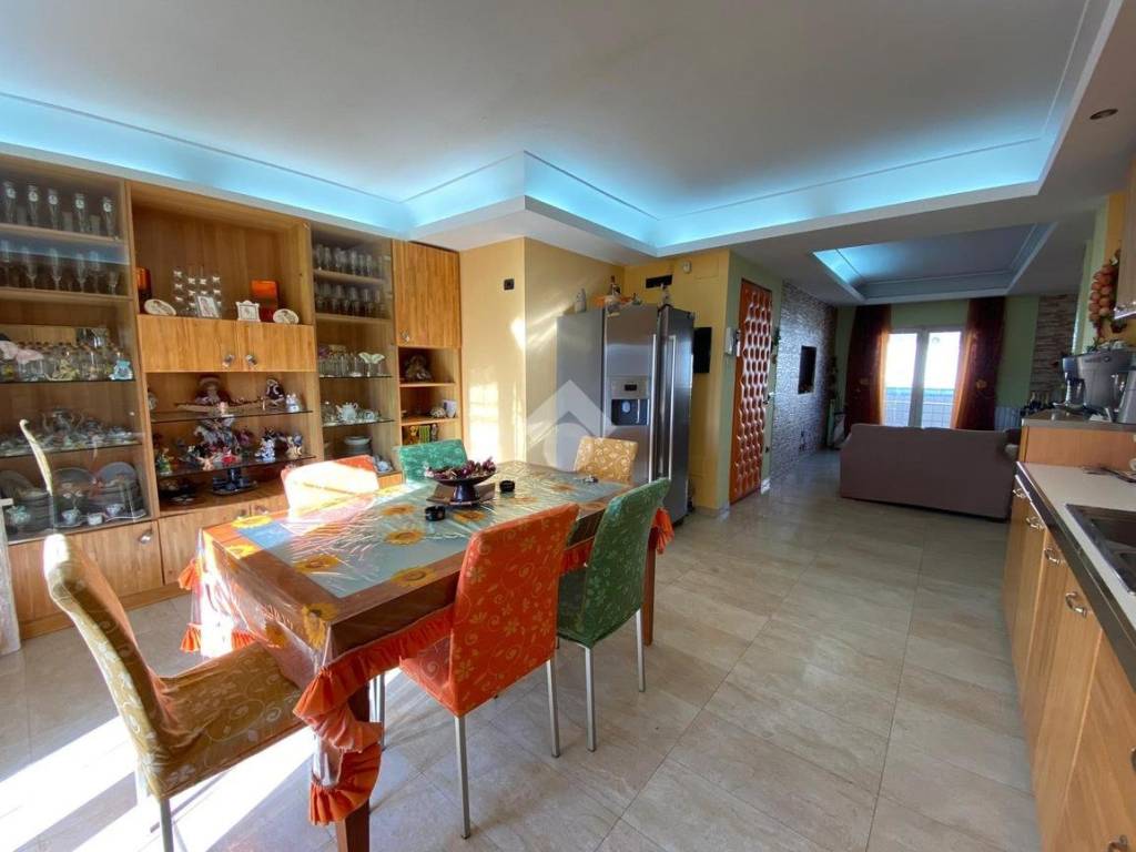 Appartamento a Casavatore in VIA COLATOIO D'ARZANO, 2 - Foto 3