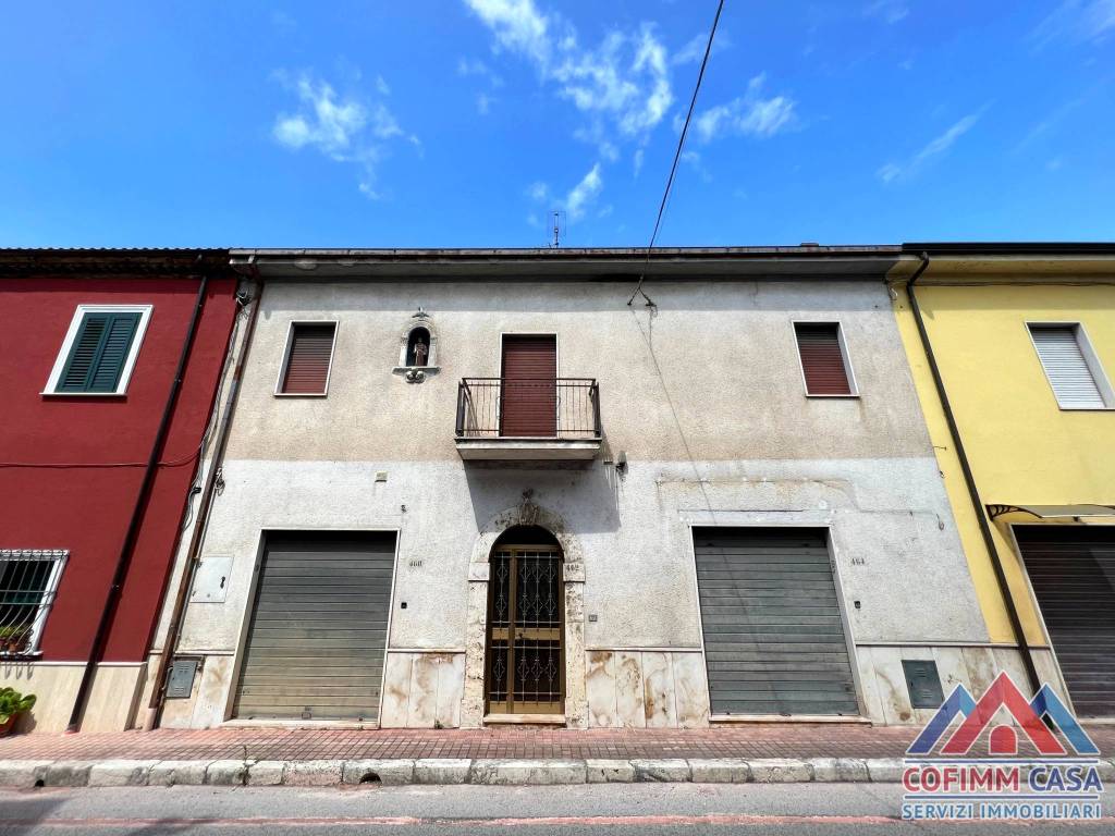 Palazzo / stabile a Isola del liri in Via Carnello, 460 - Foto 2