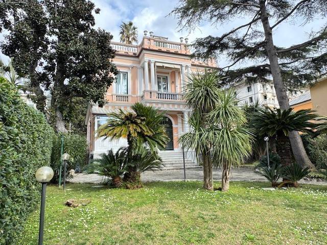Appartamento a Genova in Viale delle Palme, 9 - Foto 1