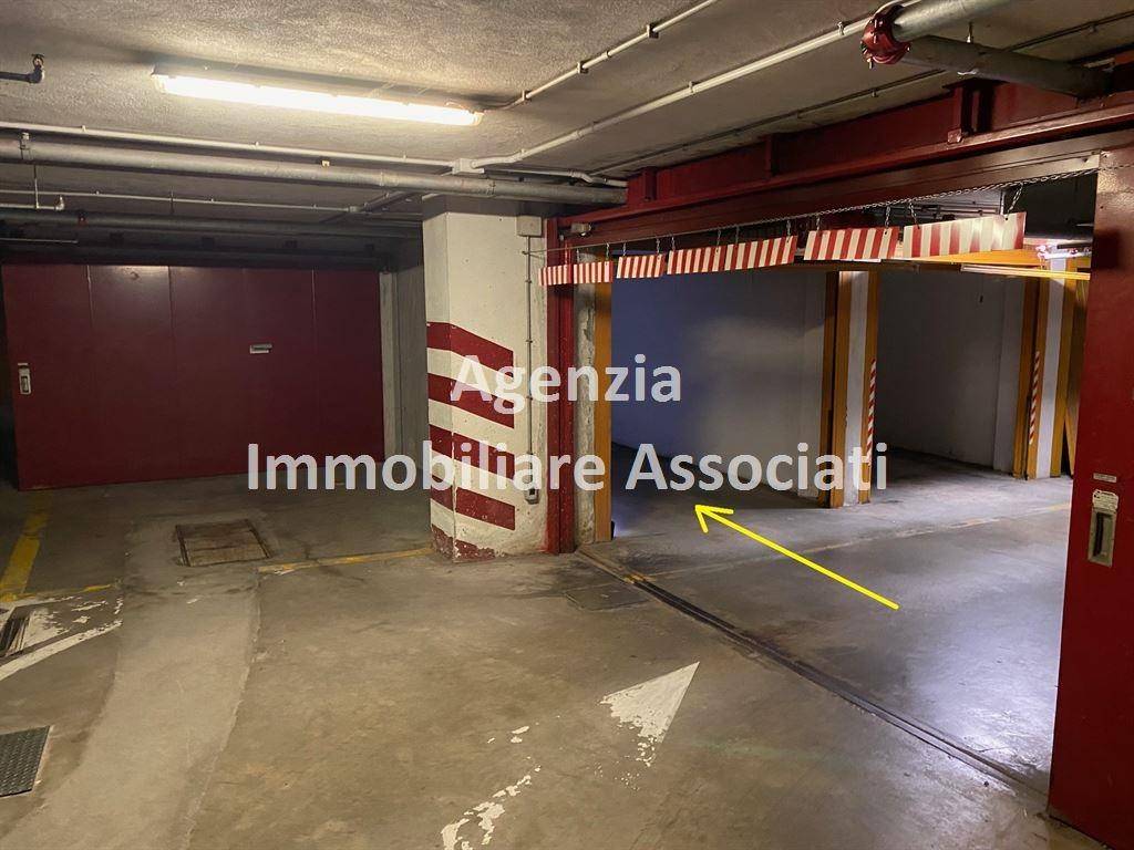 Box / garage a Bassano del grappa in Vicolo J. Da Ponte - Foto 5
