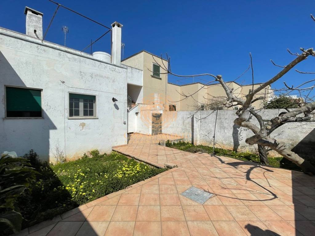 Casa indipendente a Alessano in Via 2 Novembre - Foto 2