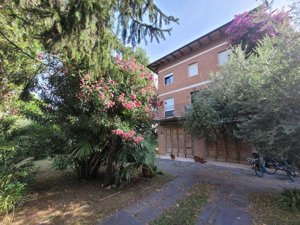 Villa a Pietrasanta in Via S. Francesco, , 25 - Foto 3