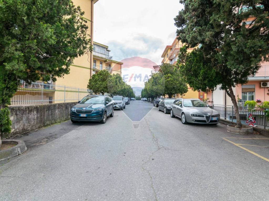 Appartamento a Gravina di catania in VIA FRATELLI BANDIERA, 17 - Foto 3