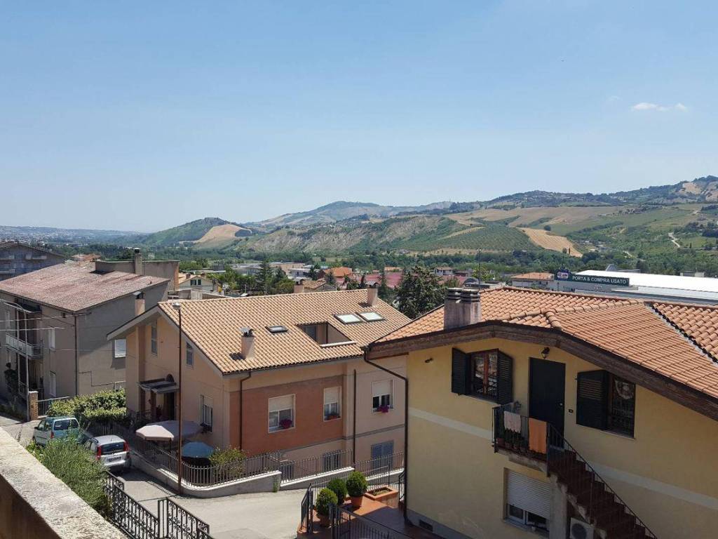 Villa a Teramo in Via Gran Sasso - Foto 5