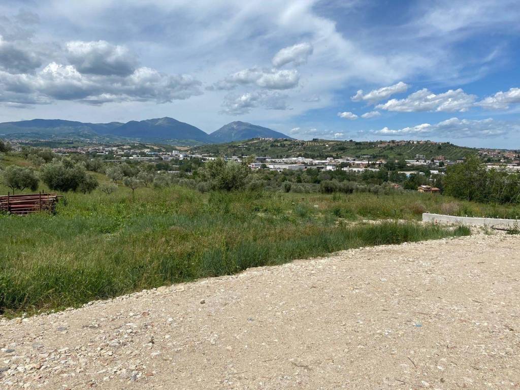 Terreno a Castellalto in Via Buzzati - Foto 2