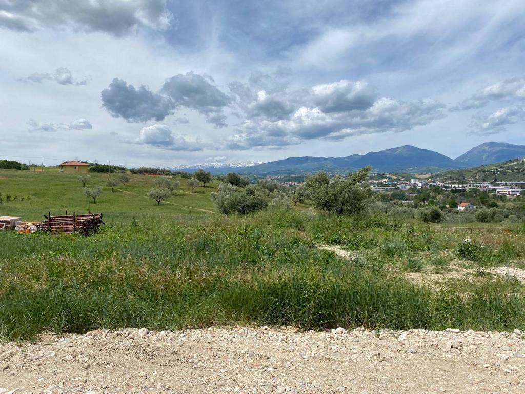 Terreno a Castellalto in Via Buzzati - Foto 3