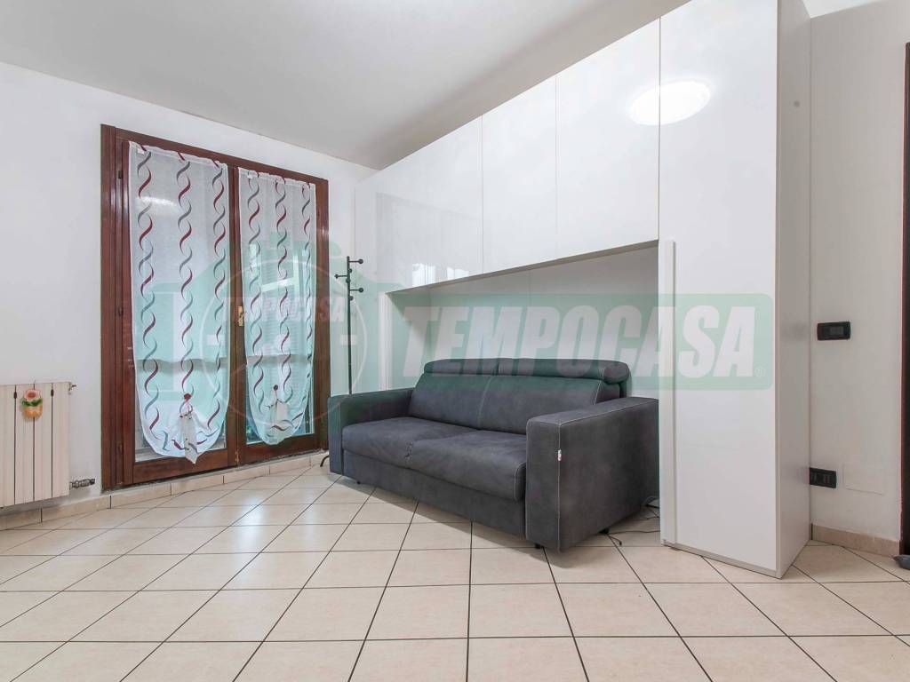 Appartamento a Tradate in Via Bainsizza, 18 - Foto 4