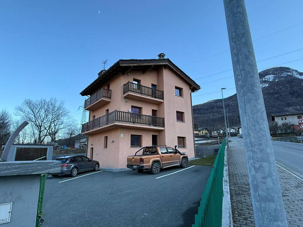 Casa indipendente a Saint-marcel in Località Clapey, 2 - Foto 3