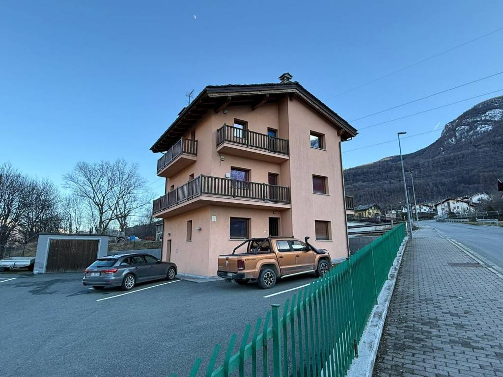Casa indipendente a Saint-marcel in Località Clapey, 2 - Foto 4
