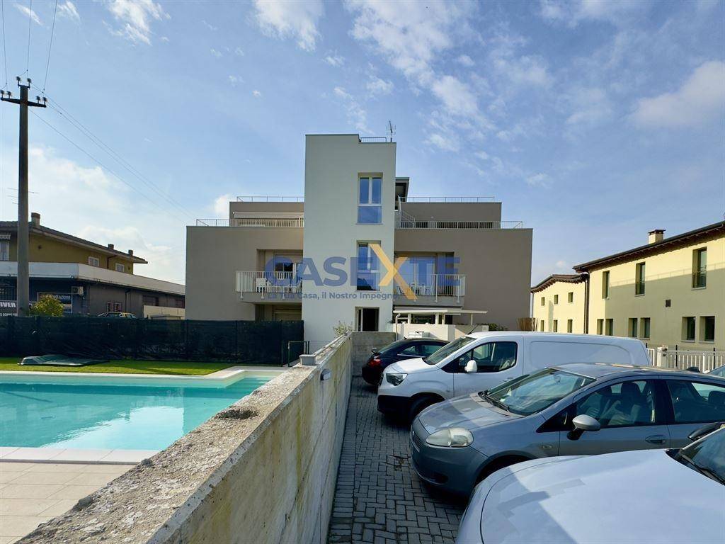 Appartamento a Peschiera del garda in via bell'italia - Foto 2
