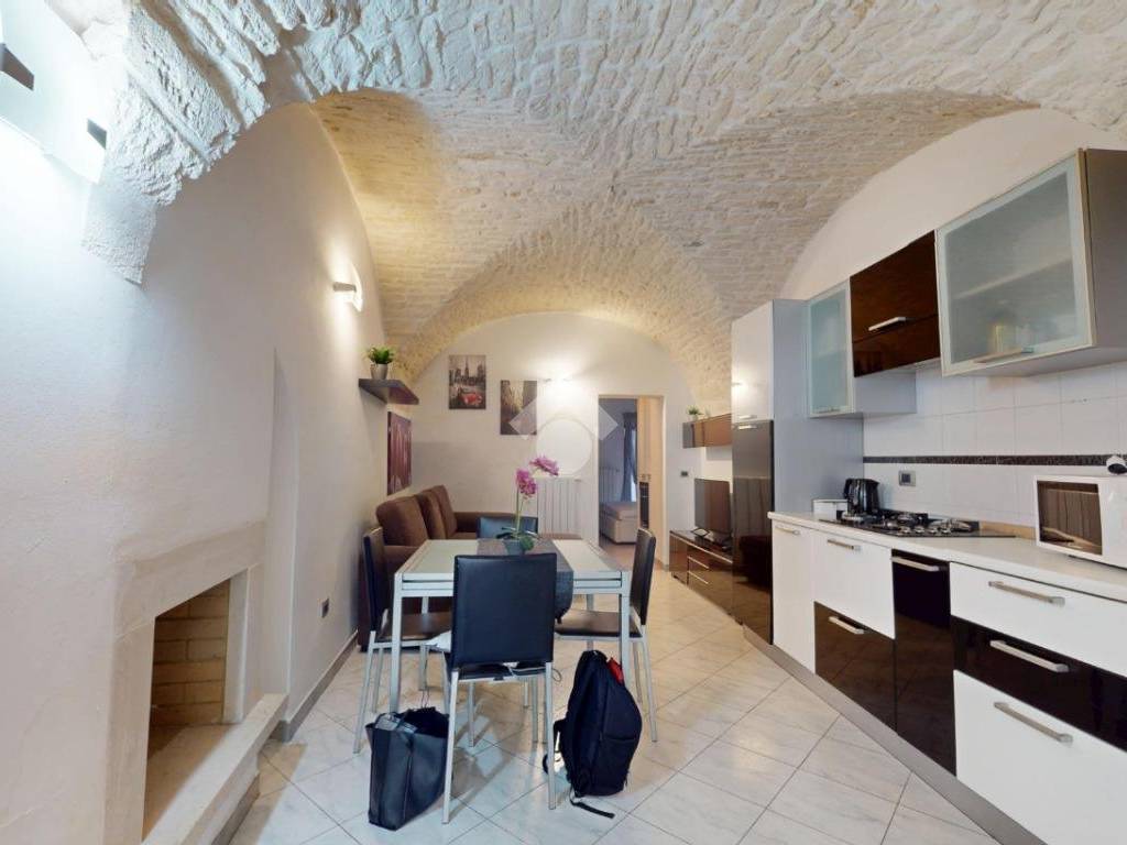 Casa indipendente a Martina franca in Via la croce, 9 - Foto 3