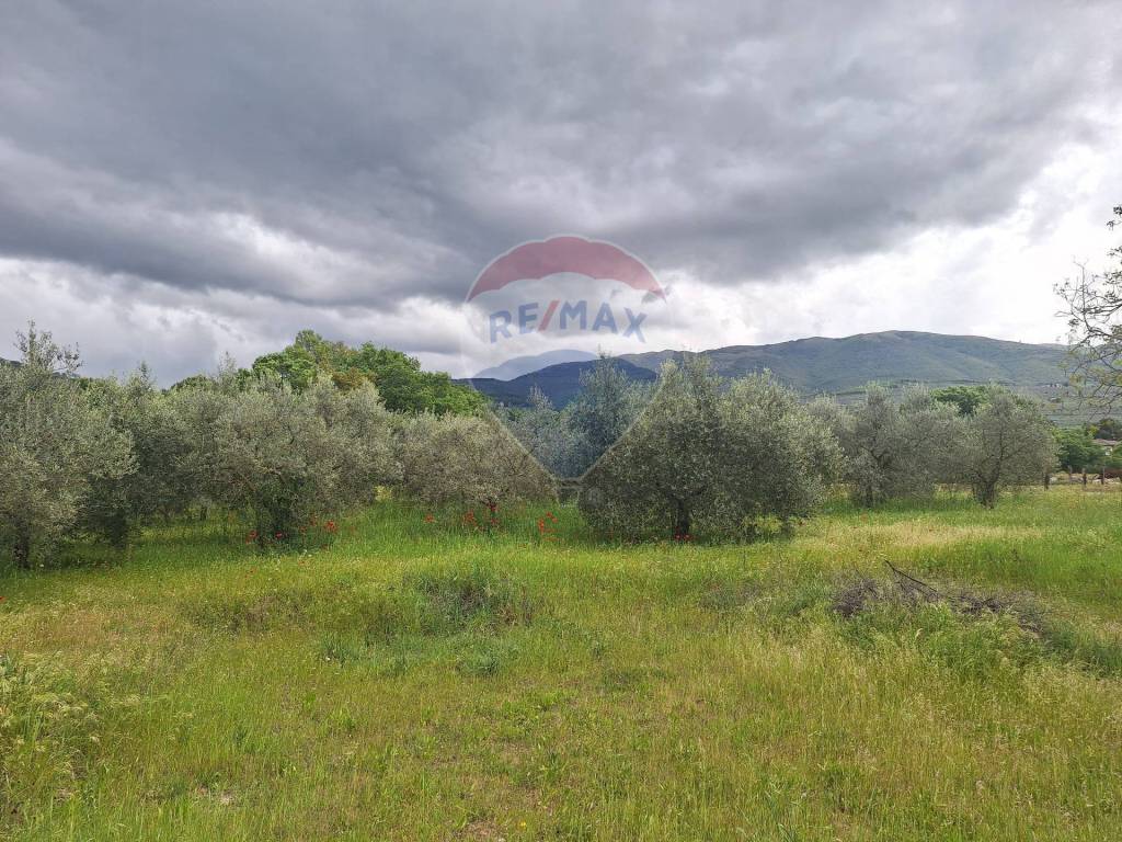 Terreno a Trevi in Via Monte Bianco - Foto 5