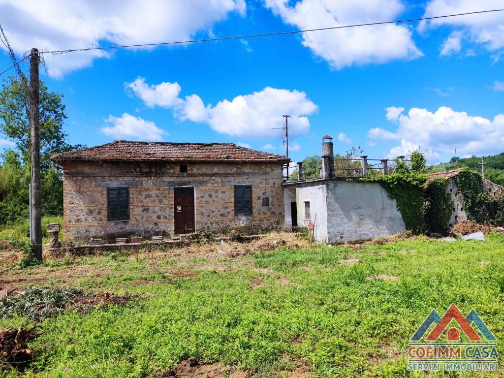 Villa a Isola del liri in Via Lungo Fibreno, 120 - Foto 2