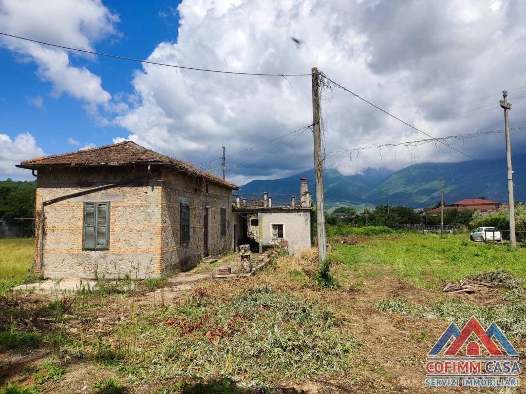 Villa a Isola del liri in Via Lungo Fibreno, 120 - Foto 4