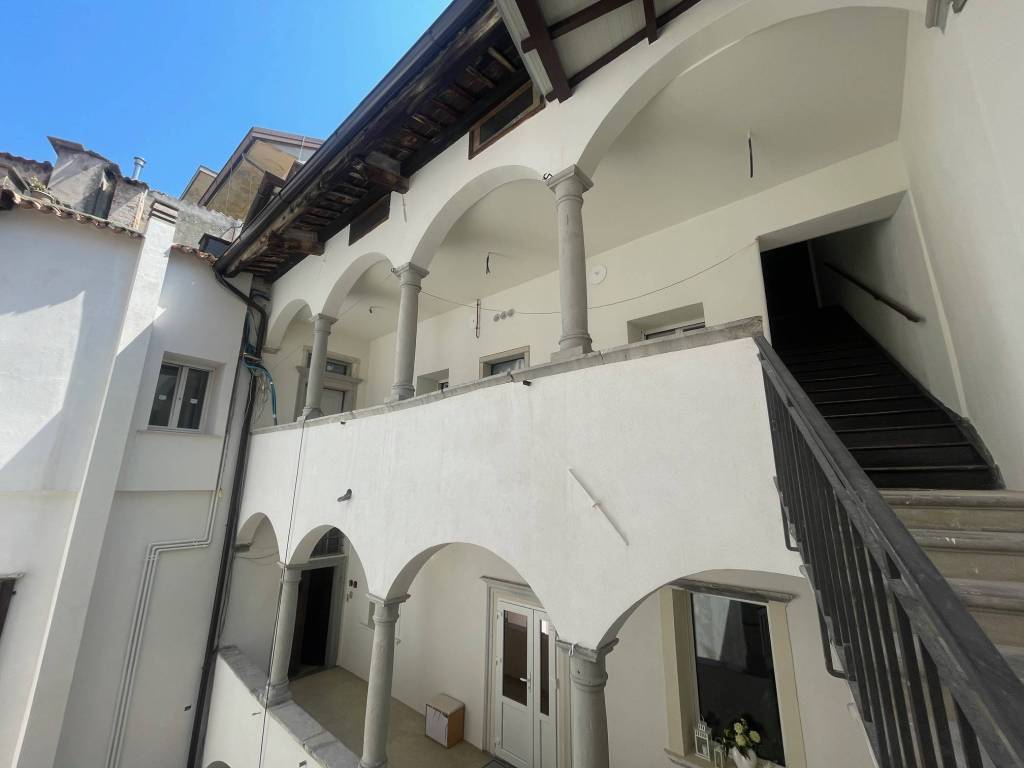 Appartamento a Udine in Via Cesare Battisti - Foto 3
