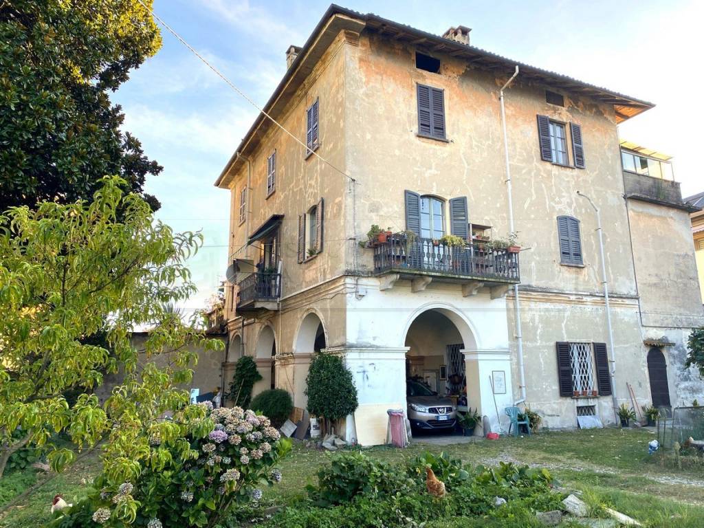 Casa indipendente a Verbania in Corso Lorenzo Cobianchi - Foto 4