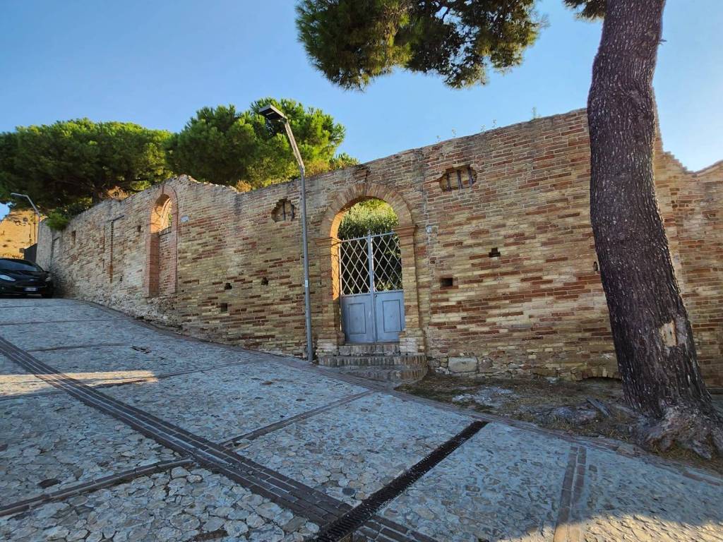Villa a Cupra marittima in Via Castello - Foto 2