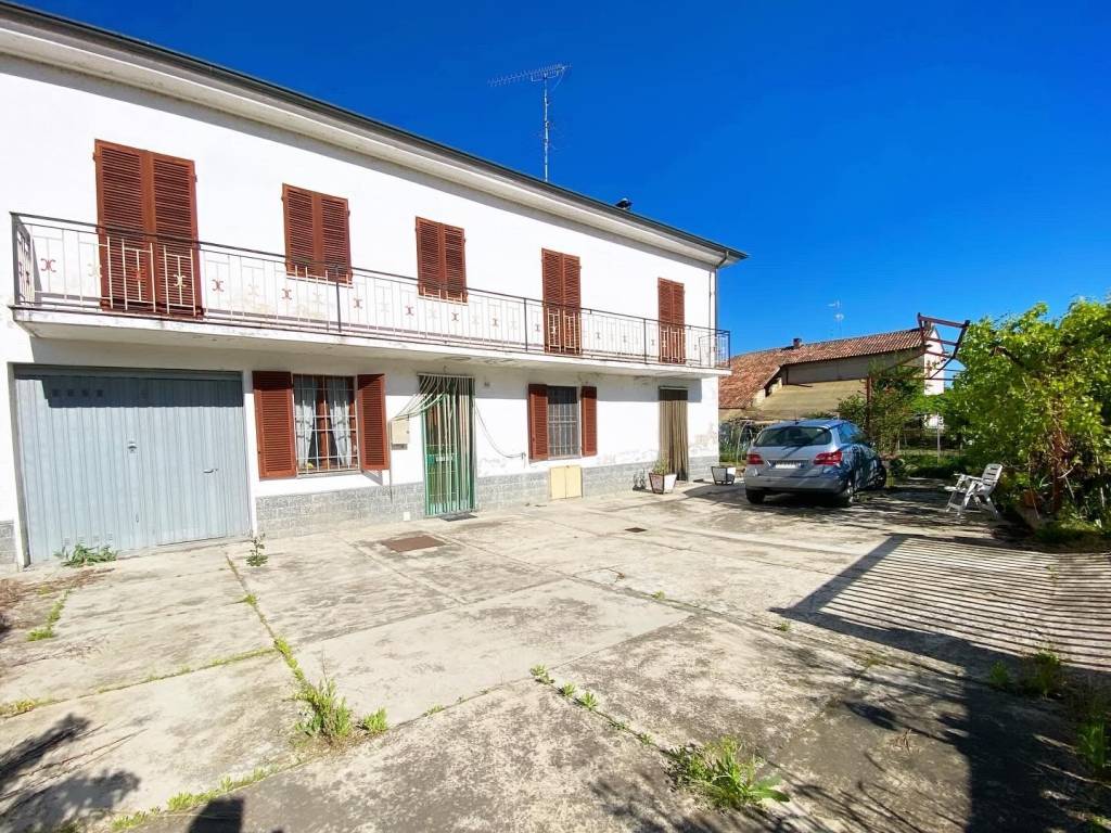Casa indipendente a Casale monferrato in Strada Provinciale Casale Alessandria, 168 - Foto 2