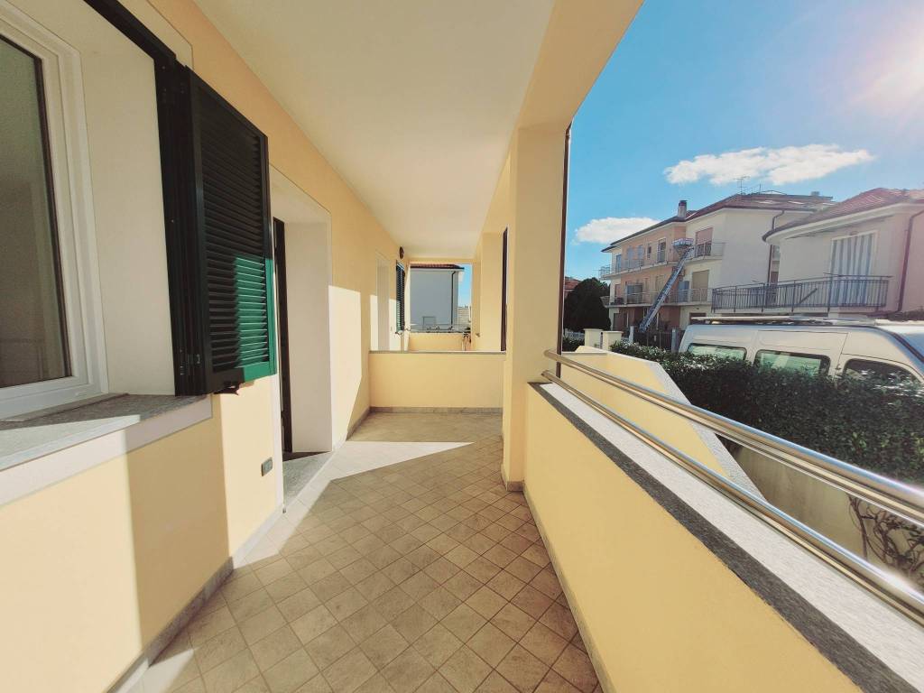 Appartamento a Diano marina in Via delle Viole, 12 - Foto 3