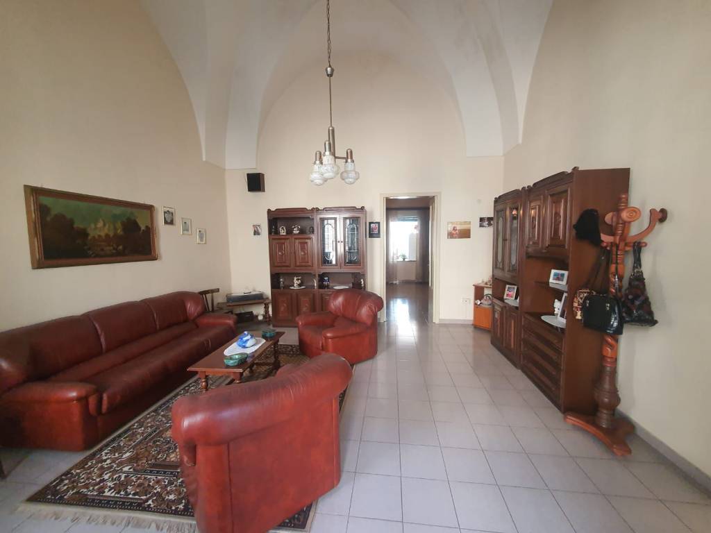 Appartamento a Melpignano in Via Caporale E. Gaetani - Foto 2