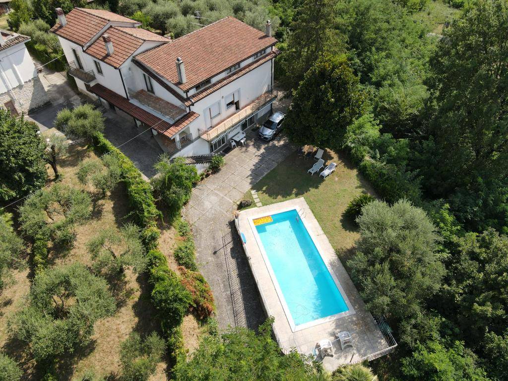 Villa a Colfelice in Strada Provinciale Accesso Sud Colfelice - Foto 2