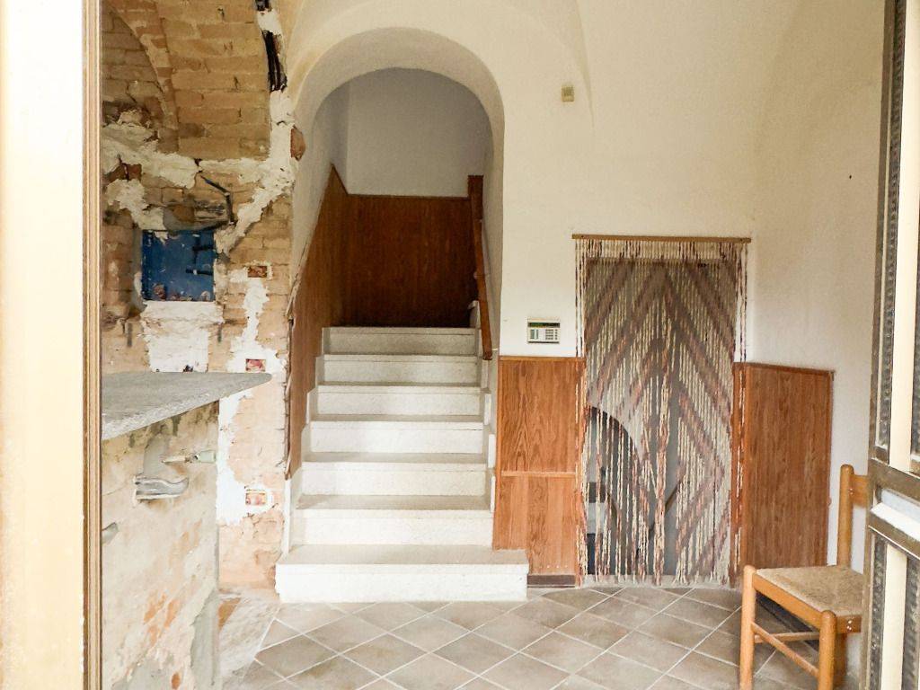 Rustico / casale a Castagnole delle lanze in Via Abbà - Foto 2