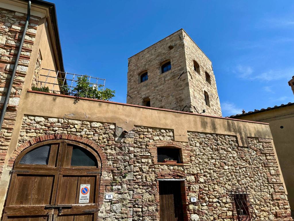 Palazzo / stabile a Bibbona in Piazza Cristoforo Colombo - Foto 3
