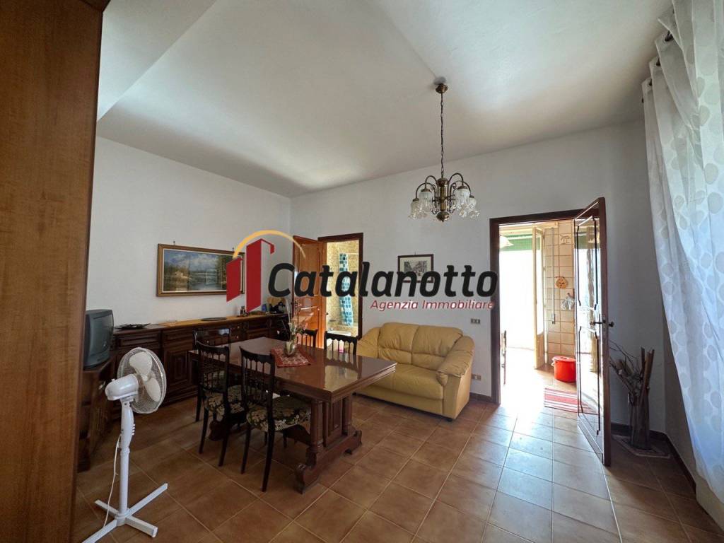 Appartamento a Castelvetrano in Via Giuseppe Mazzini - Foto 3