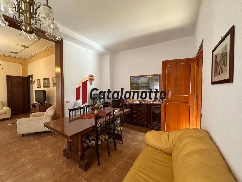 Appartamento a Castelvetrano in Via Giuseppe Mazzini - Foto 4