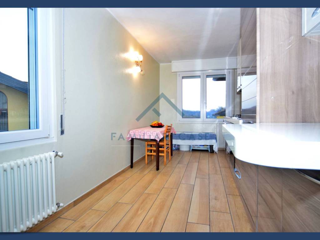 Appartamento a Brebbia in via vittorio veneto - Foto 3