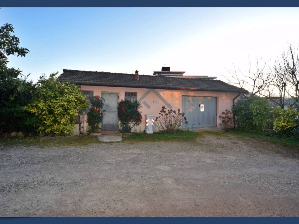 Casa indipendente a Varese in via stoppada - Foto 2