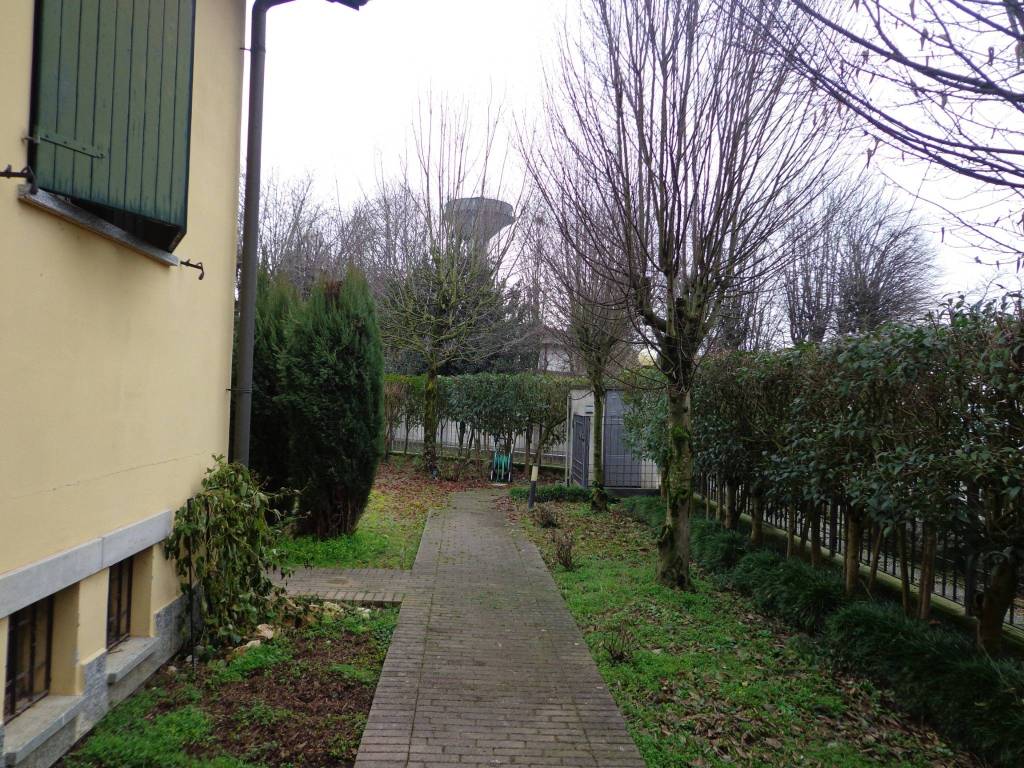 Villa a Soresina in Località Antice, 19 - Foto 2