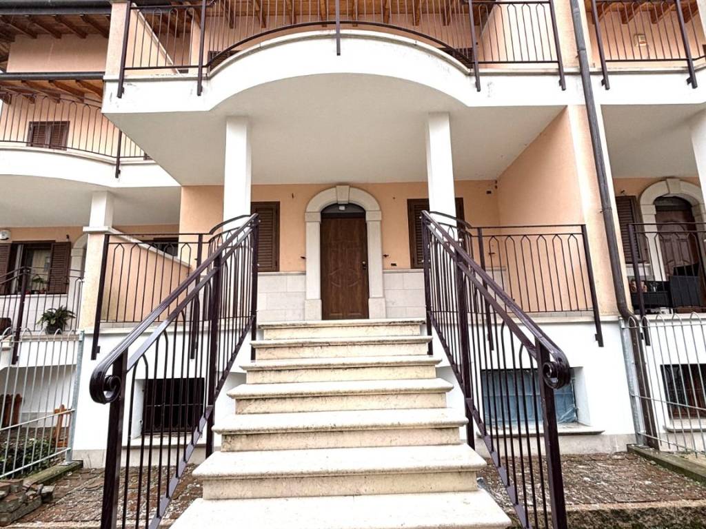 Villetta a schiera a Novara in Via Tonale, 21 - Foto 2