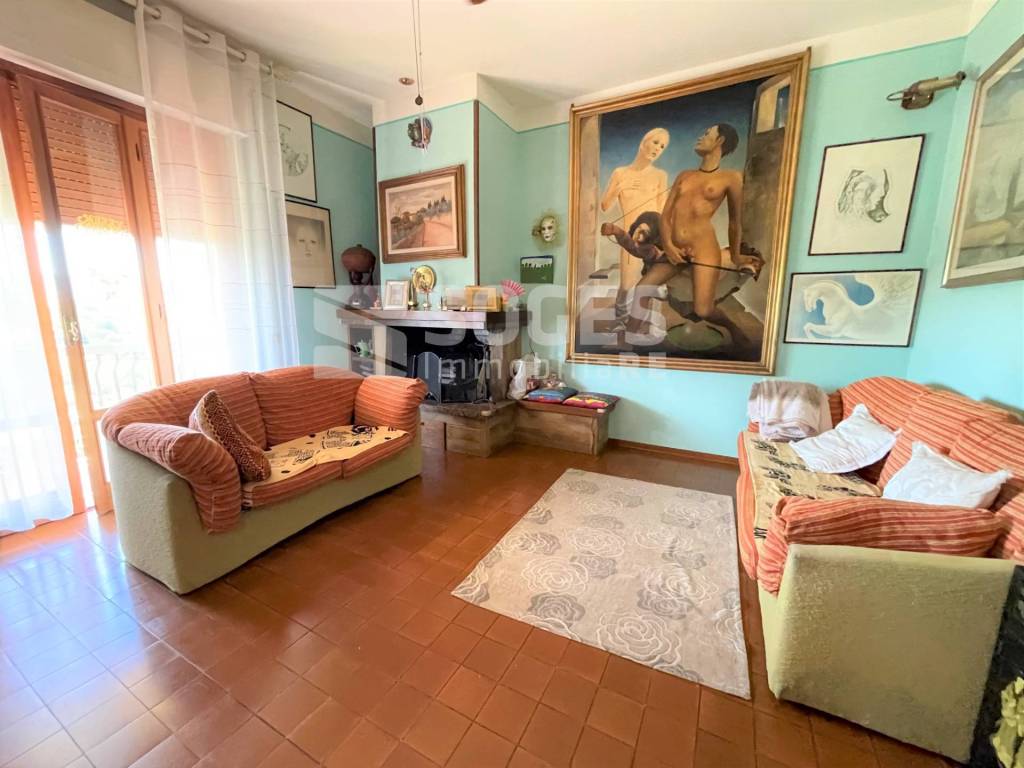 Appartamento a Terranuova bracciolini in Via della resistenza - Foto 2