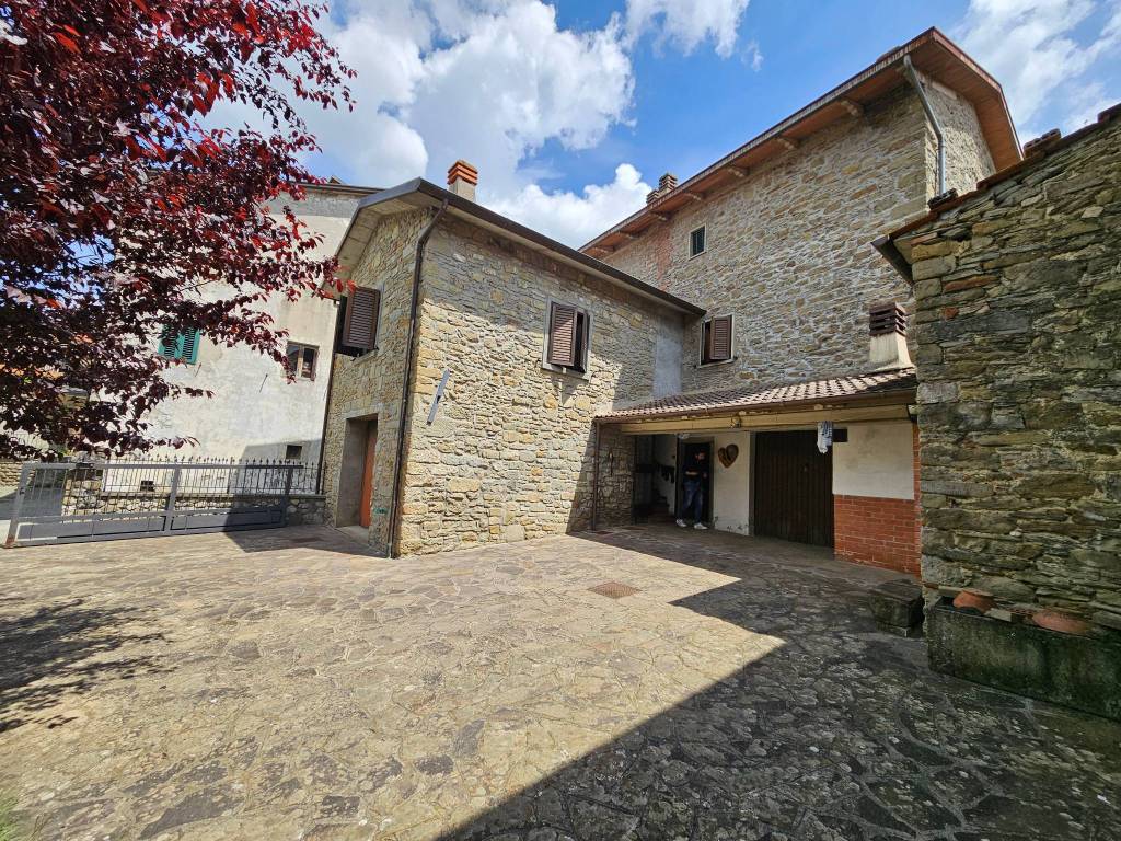 Casa indipendente a Bibbiena in Nucleo di Freggina - Foto 2