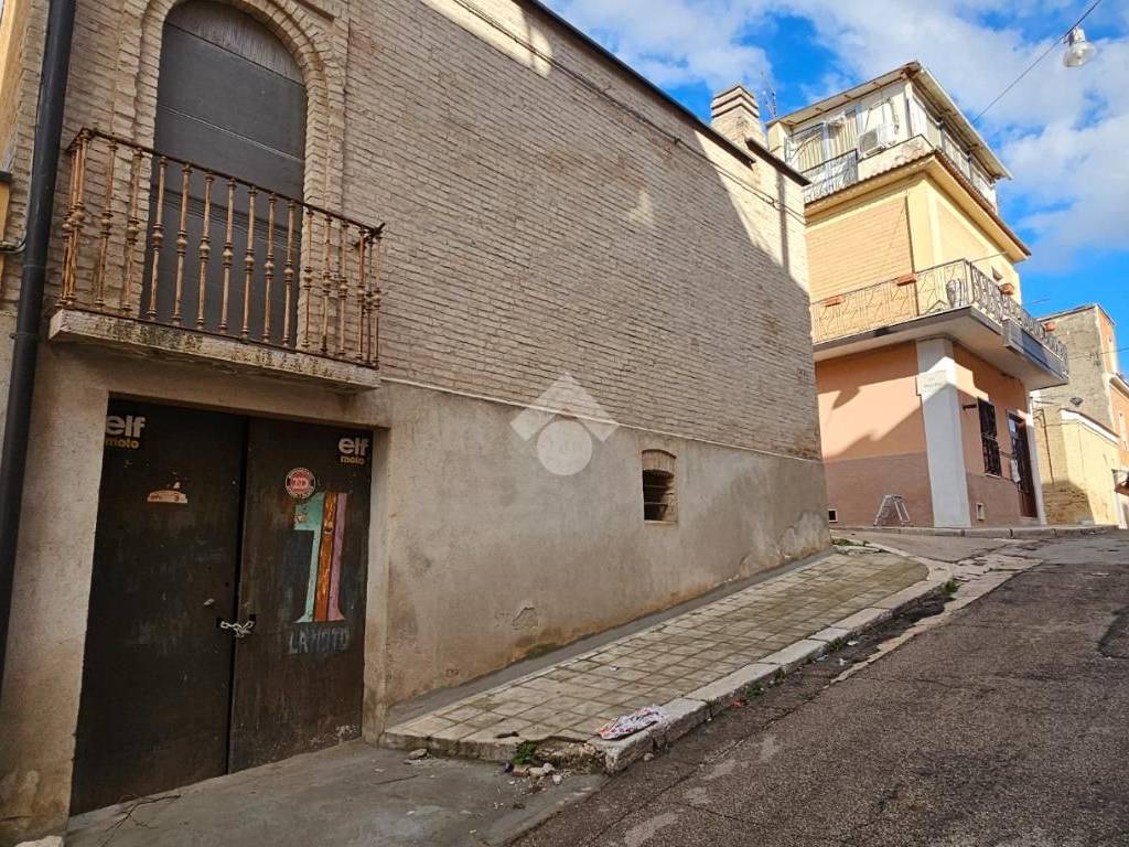 Casa indipendente a Torremaggiore in Via Galliano, 66 - Foto 3
