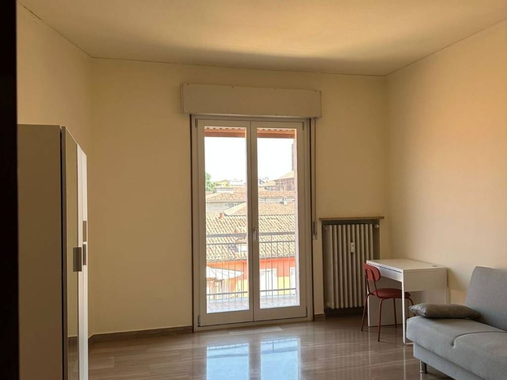 Appartamento a Cremona in Via Ruggero Manna - Foto 3