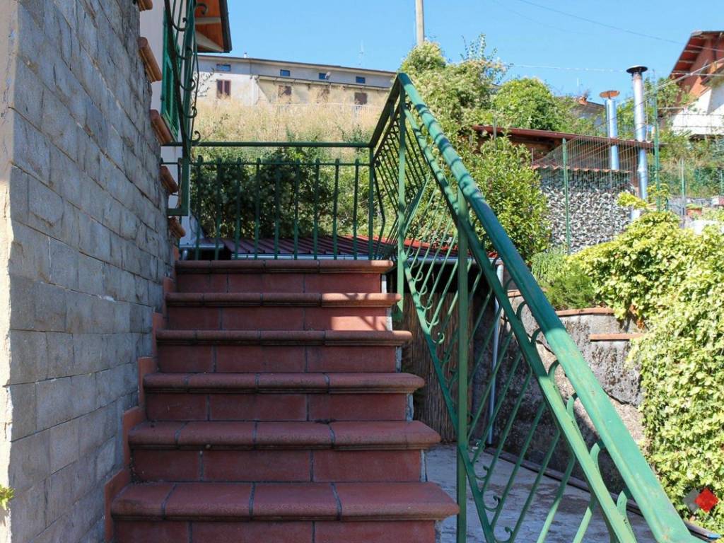 Appartamento a Piazza al serchio in Via di Chiosa , 15 - Foto 2