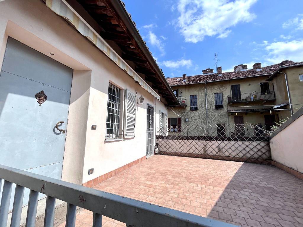 Casa indipendente a Asti in Via San Martino, 26 - Foto 2