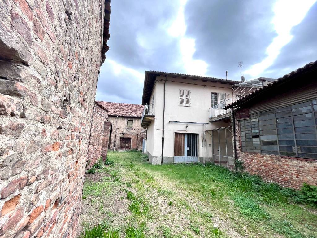 Casa indipendente a Asti in Via San Martino, 26 - Foto 3