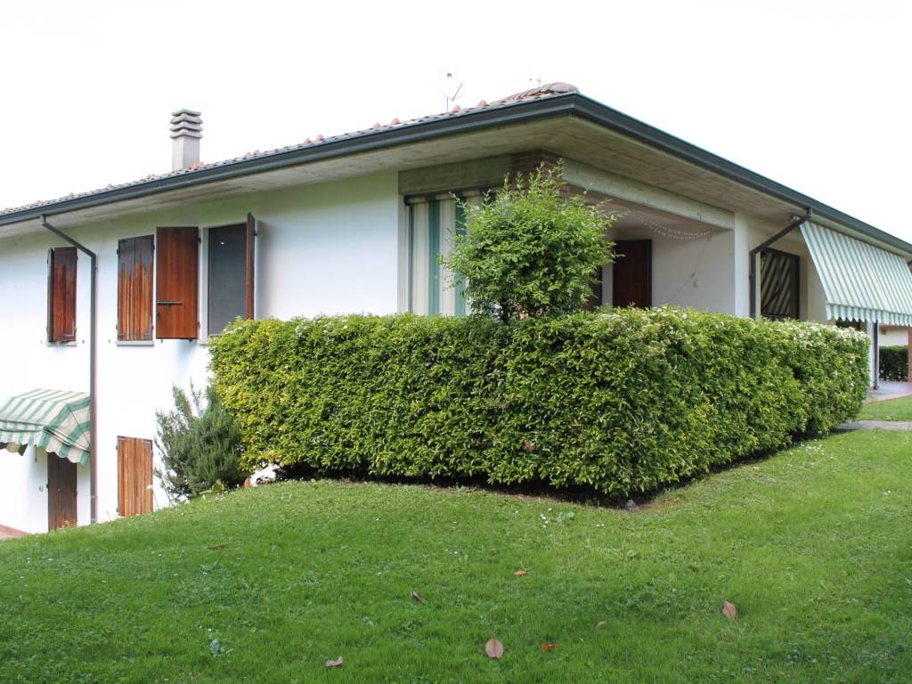 Villa a Traversetolo in Strada Bagnacana, 10 - Foto 2