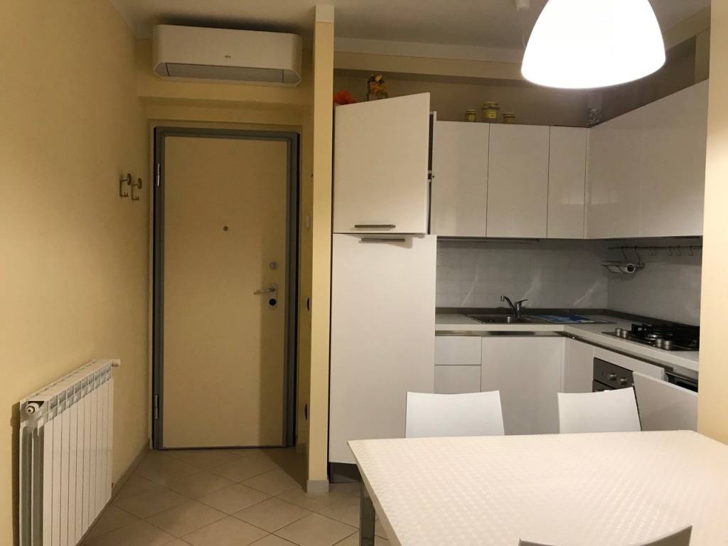 Appartamento a Camaiore in Viale Cristoforo Colombo, 244 - Foto 2