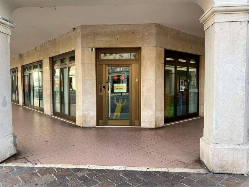 Immobile a Venezia in Via Piave, 59 - Foto 2