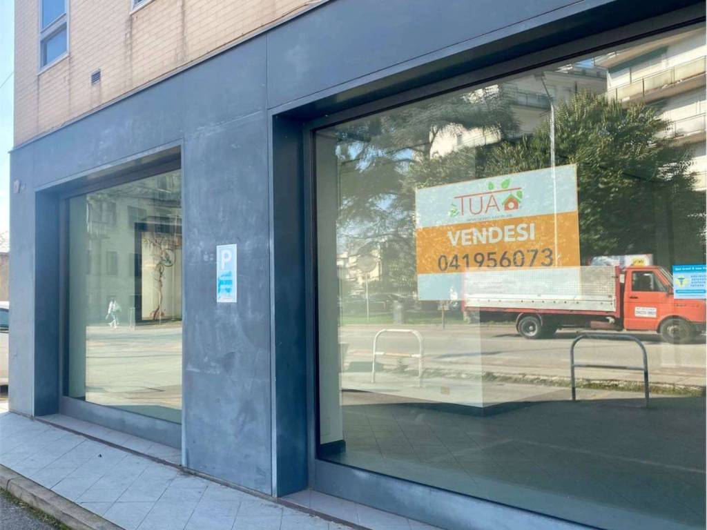 Immobile a Venezia in Via Miranese, 19 E - Foto 5